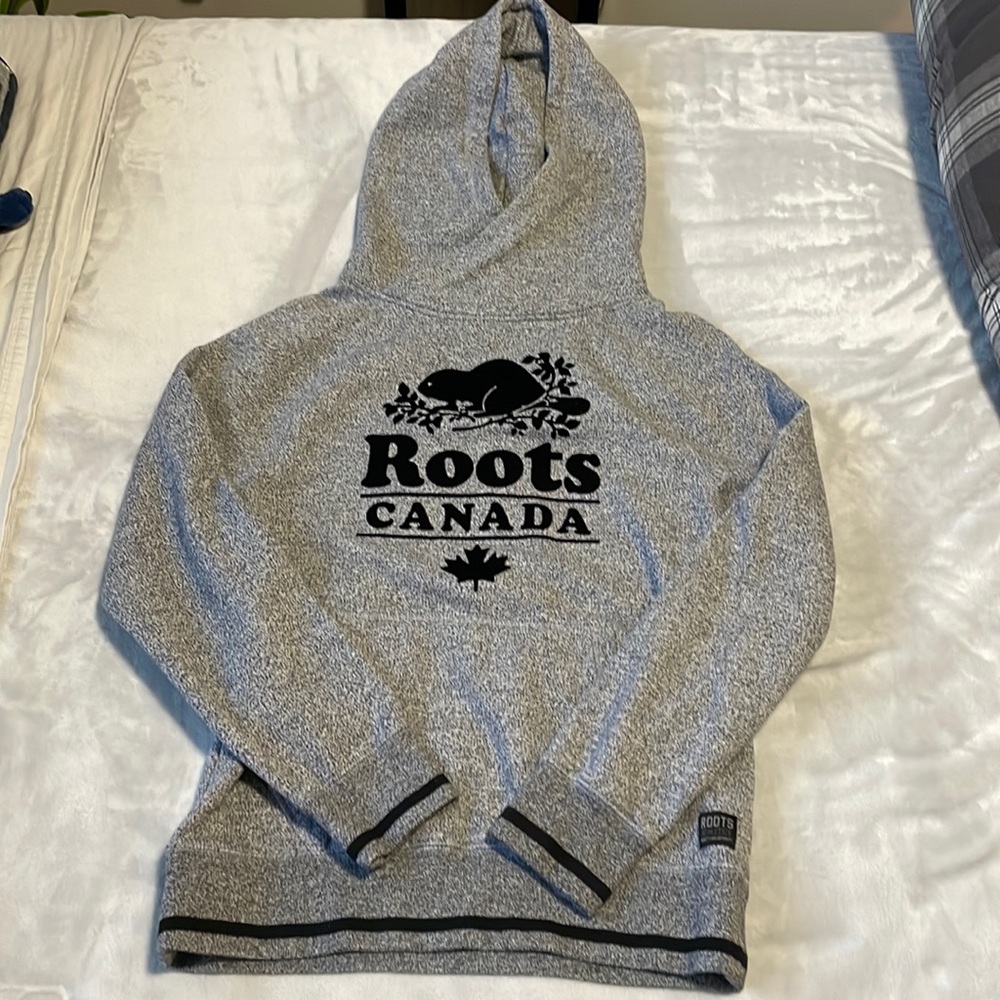 Roots high neck sweatshirt